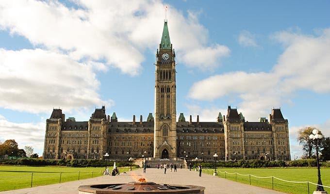 Parlament Kanada - Generalgouverneur von Kanada ruft das Parlament ein